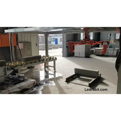 Independent Control Box Automatic Palletizing Clamp Loading And Unloading Equipment