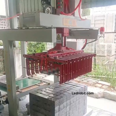 PLC Controlled Industrial Robotic Case Palletizer Palletizing Automation For Plant