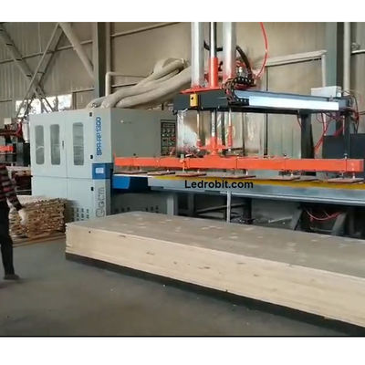 Automated Wooden Board Loading Machine 300KG Loading And Unloading System OEM