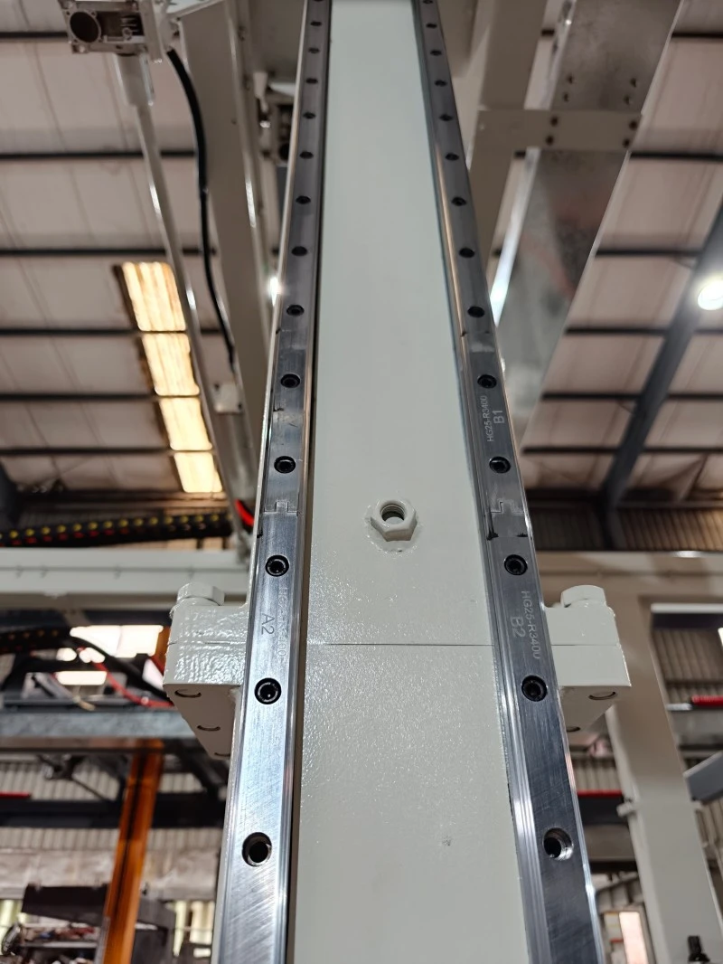 Vacuum Lifter Paver