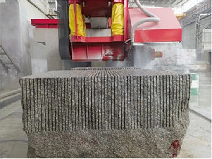 Stone Slab Cutting Machines